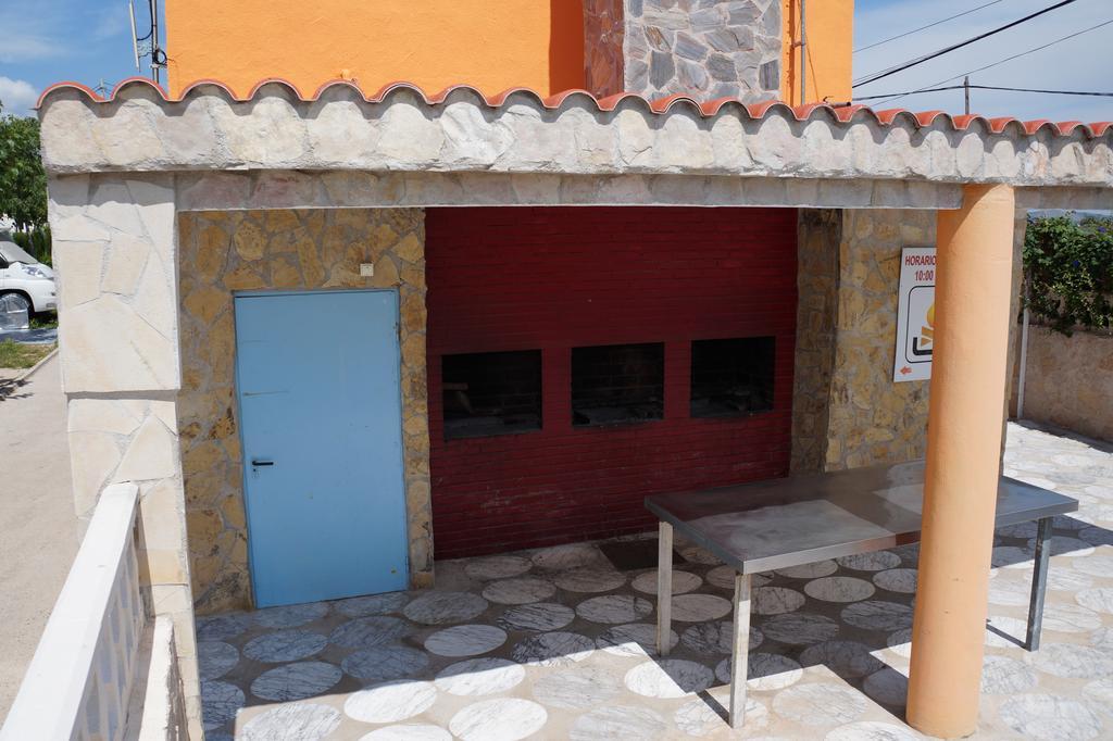 Camping Los Pinos Peñíscola Extérieur photo
